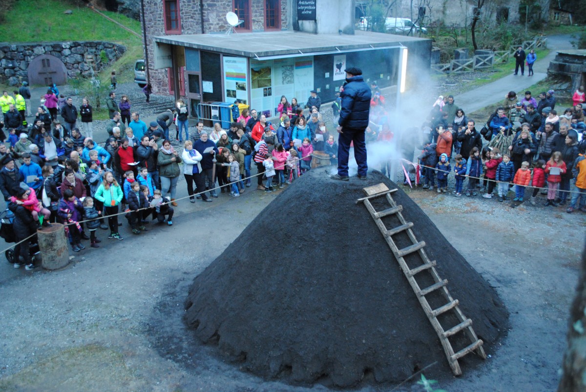 Larunbatean itzaliko da Arditurriko txondorra