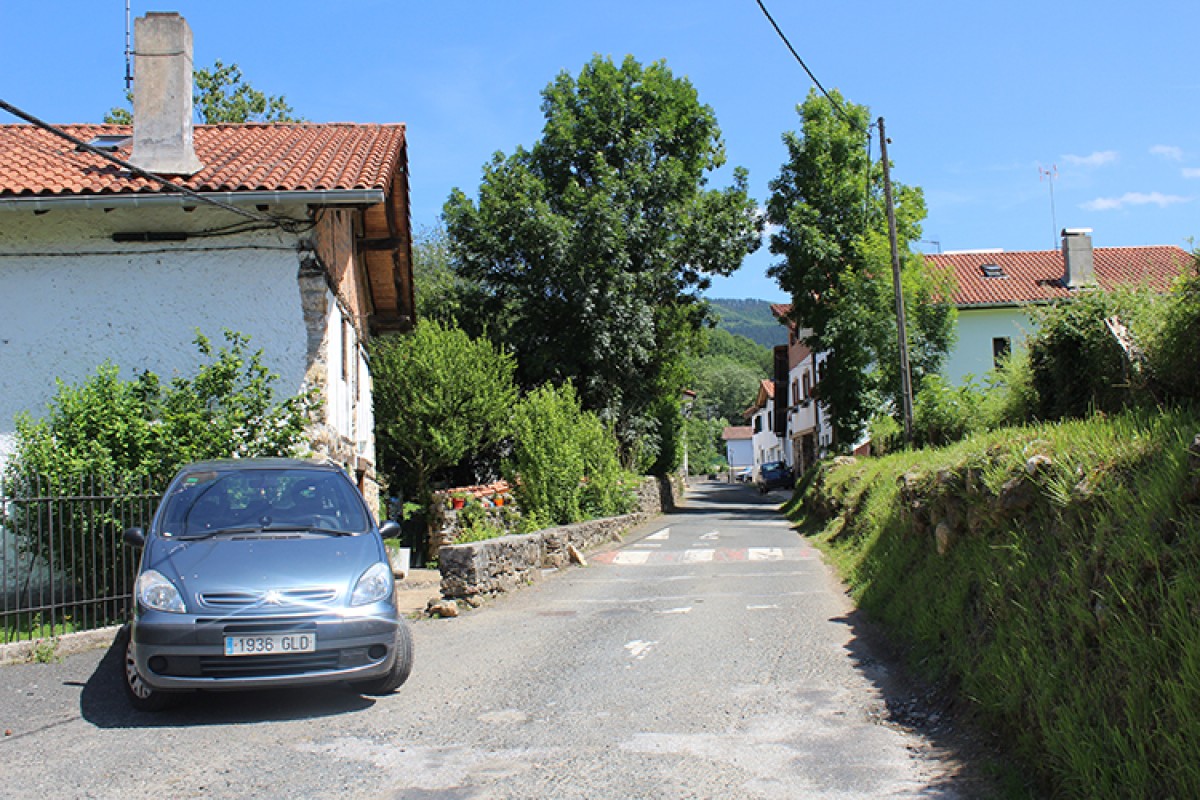 Karrikan auzoko bideari buruz auzo batzarra egingo du Udalak