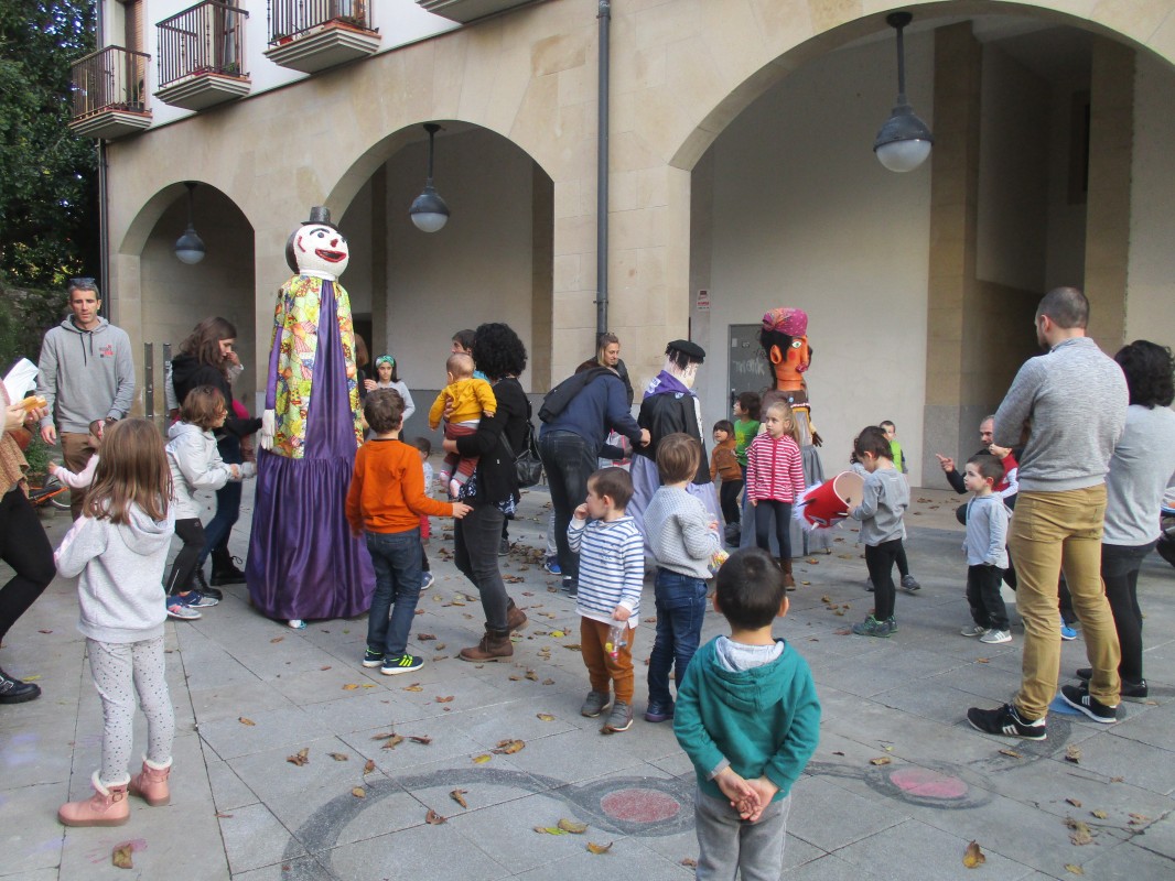 Abaraxkak ikasturteari agur esango dio, festa giroan