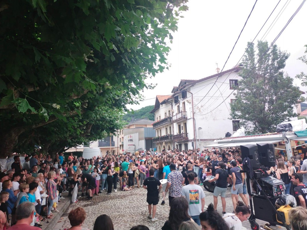Lertxuna prest dute iturrioztarrek