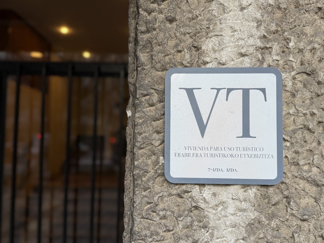 Etxe turistikoak mugatzeko proposamena herritarrekin landuko du Udalak