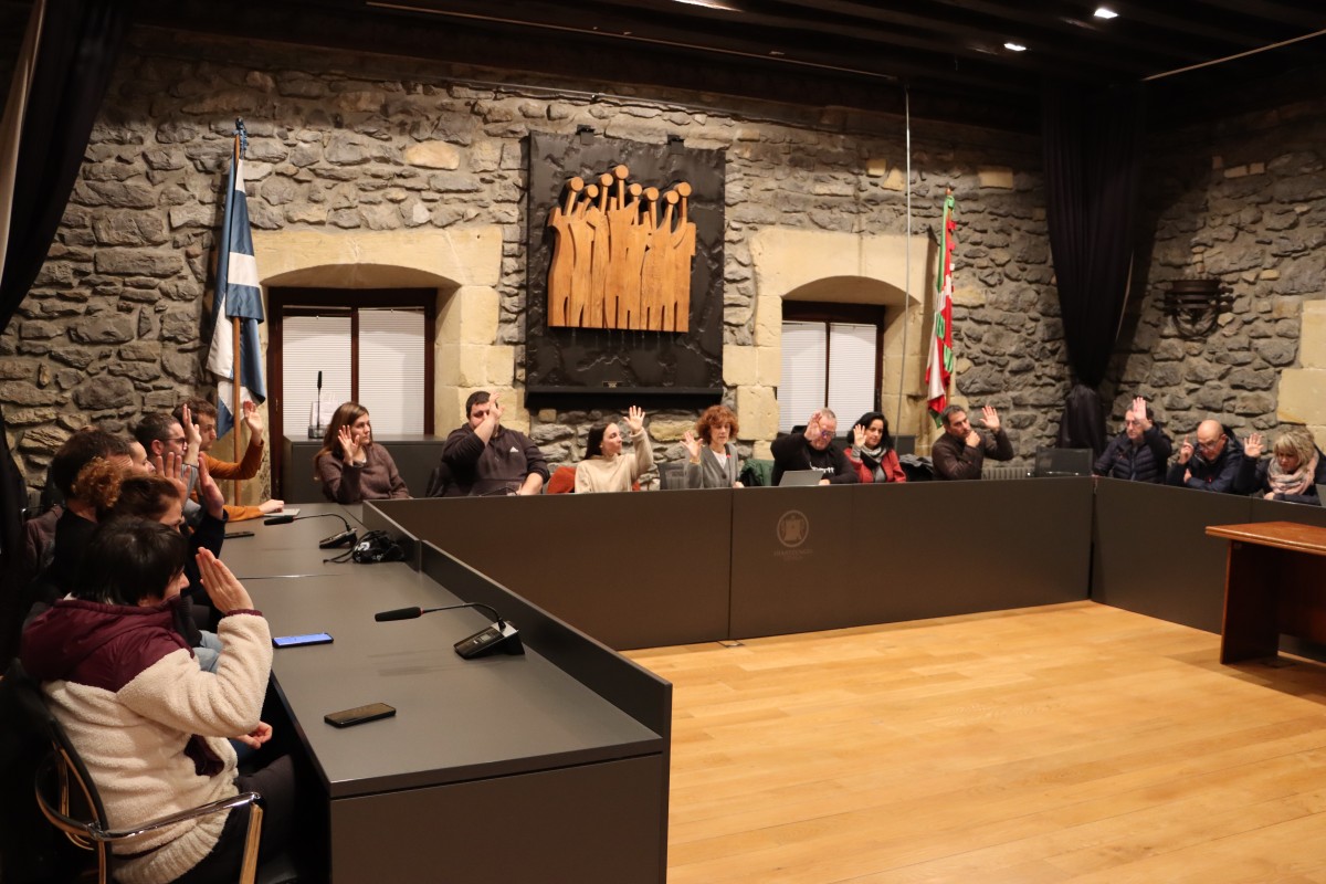 Ordenantza aldaketak, hitzarmen berritzeak eta Europako hainbat dirulaguntza izango dira aztergai urteko lehen udalbatzarrean